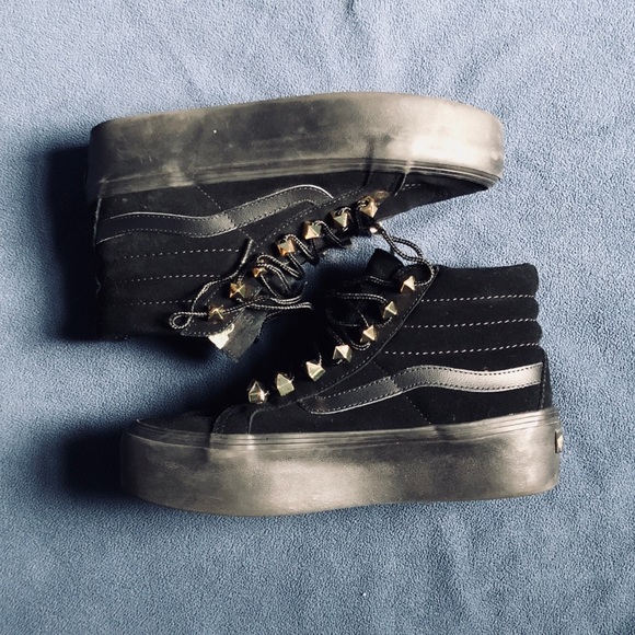vans platform studded